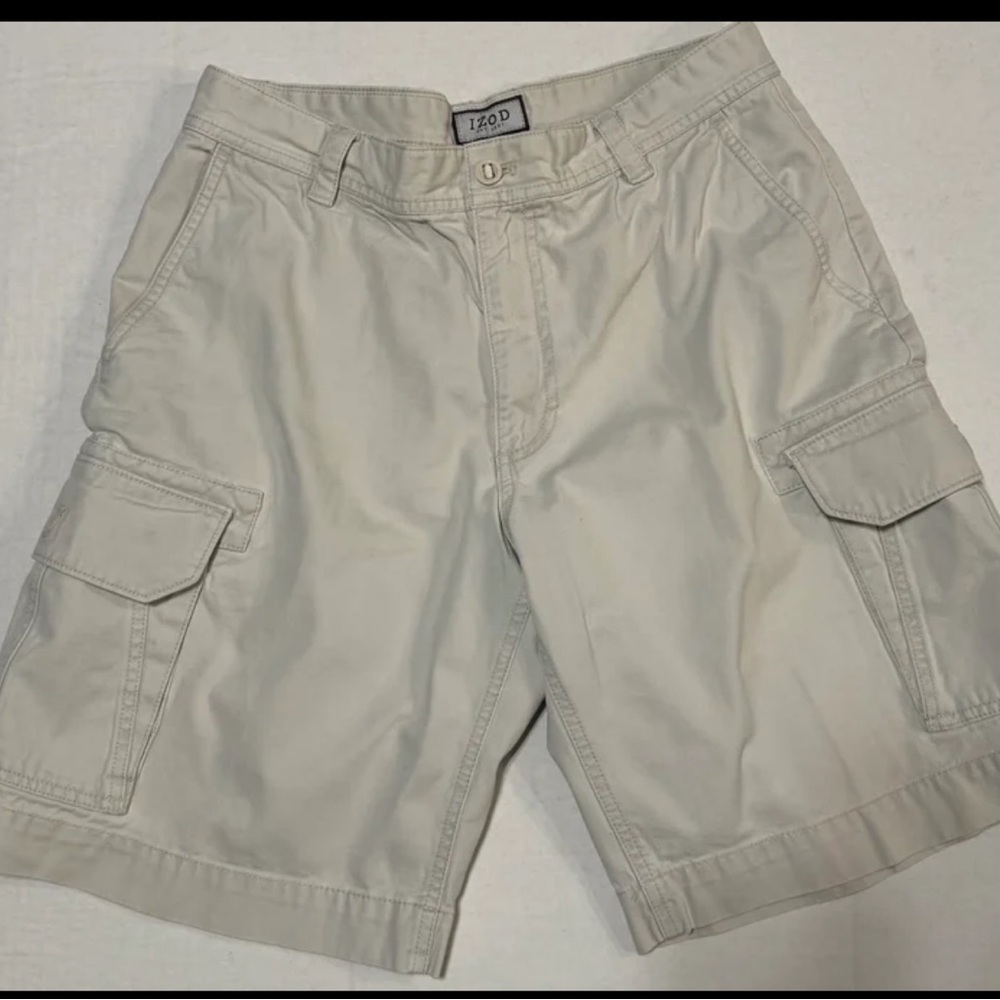 Izod Men's Cargo Shorts 32
